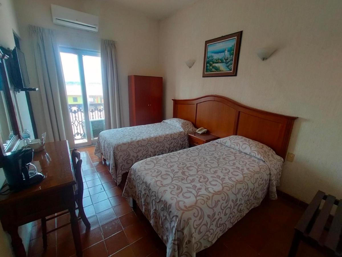 Hotel Posada Dona Lala Tlacotalpan Dış mekan fotoğraf