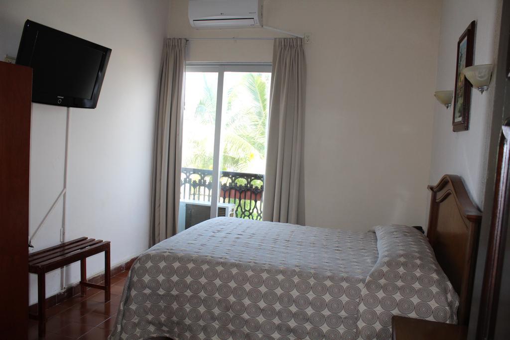 Hotel Posada Dona Lala Tlacotalpan Dış mekan fotoğraf